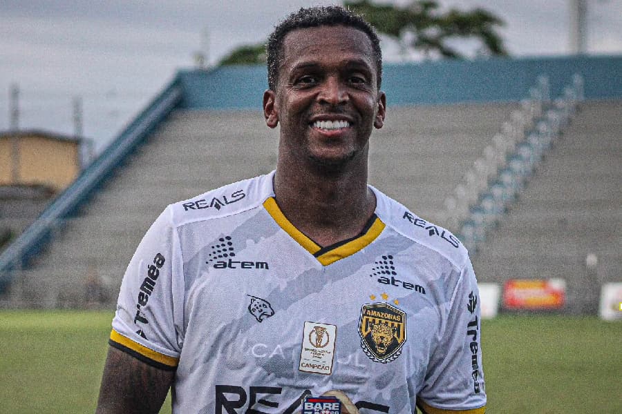 Jô é preso antes de jogo do Amazonas em Campinas por atrasar pensão