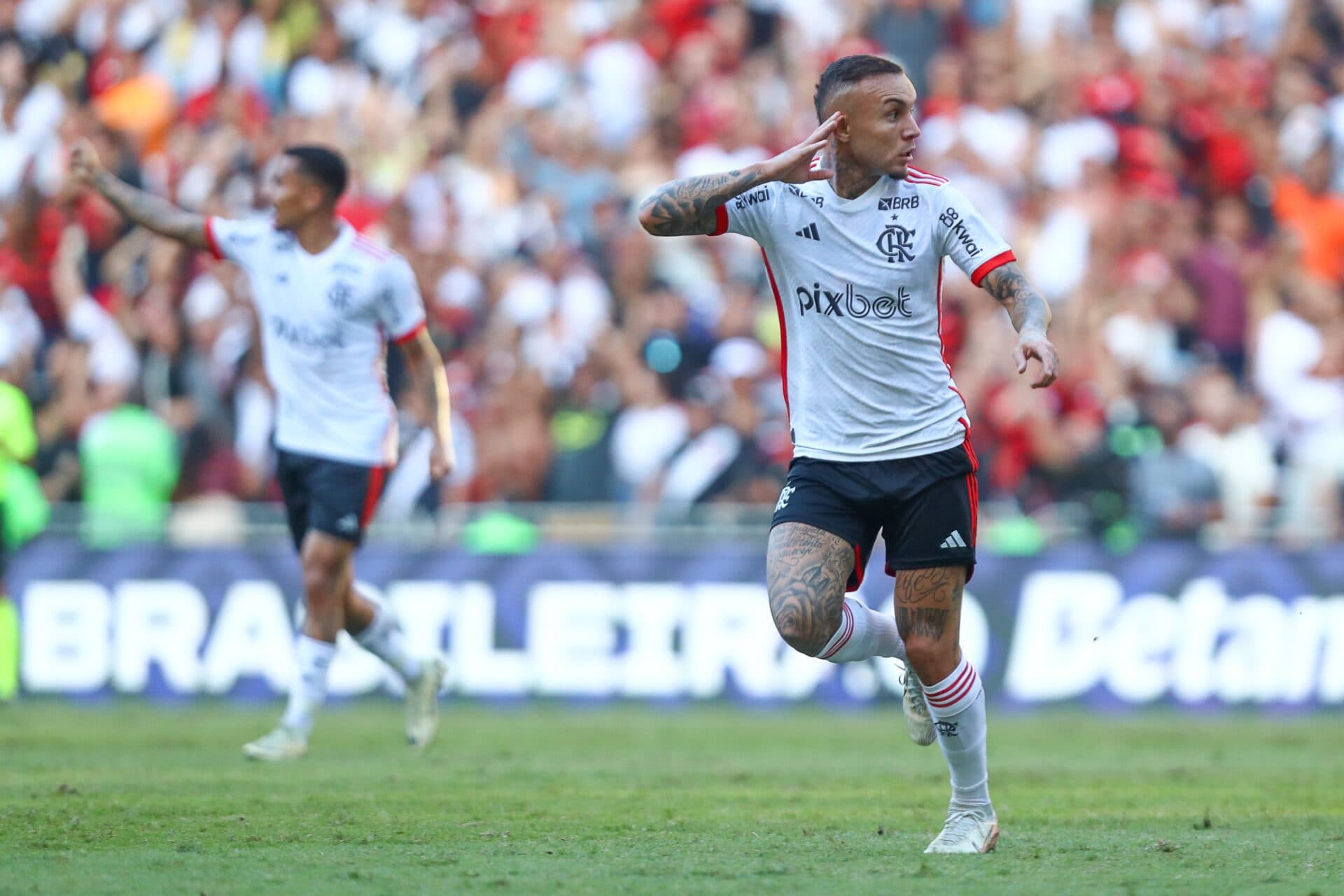 As maiores goleadas do Flamengo no clássico contra o Vasco