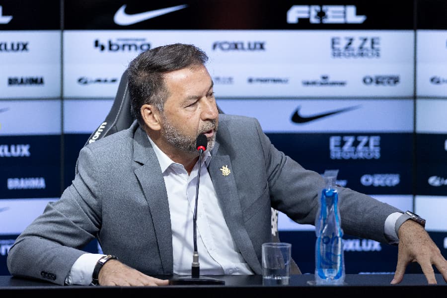 Augusto Melo é alvo de novo pedido de impeachment no Corinthians