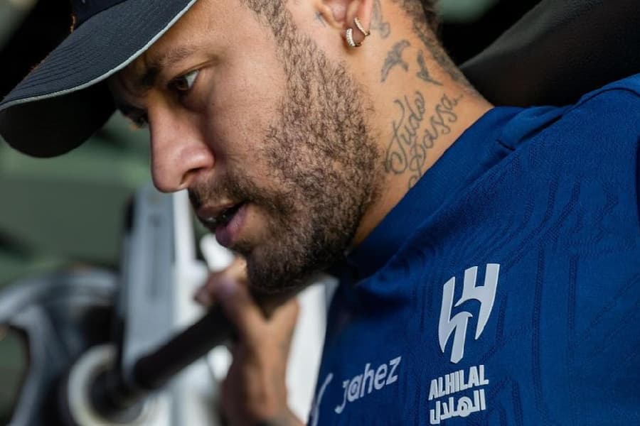 Neymar fica? Limite de estrangeiros vira dilema no Al-Hilal