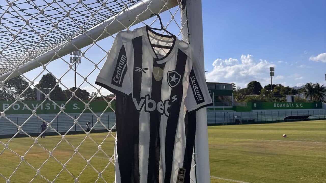 Botafogo recebe o Fluminense no Nilton Santos pelo Brasileirão; assista ao vivo