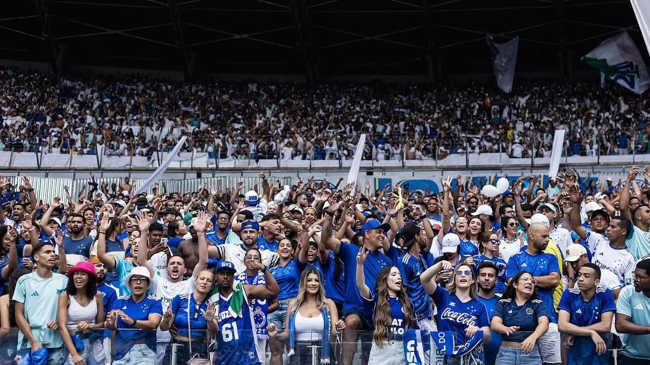 Sete pontos cada: Assista ao confronto direto entre RB Bragantino e Cruzeiro ao vivo