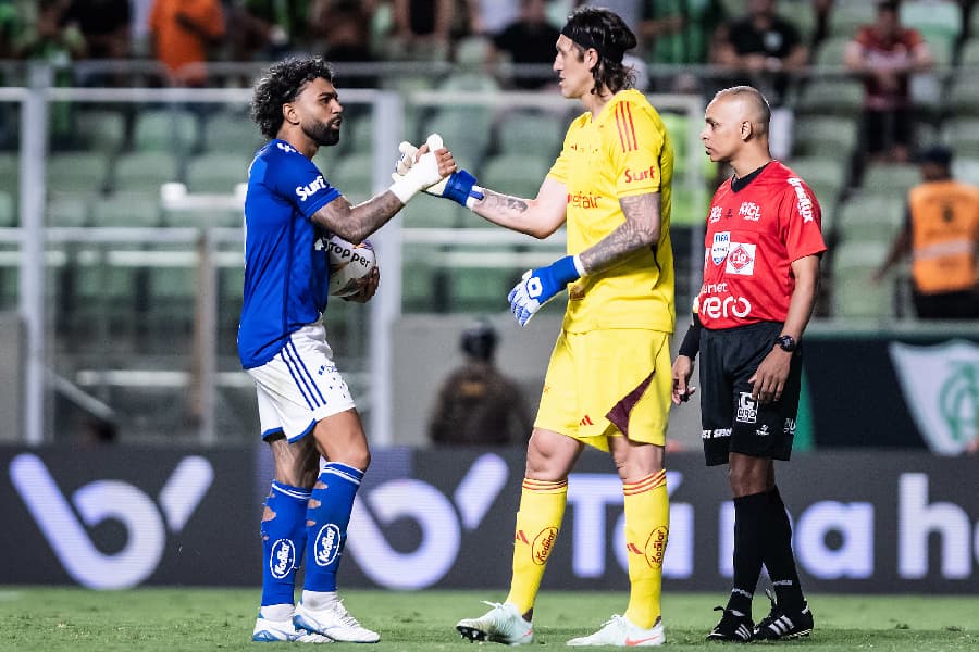 Por que uniforme do Cruzeiro rendeu críticas de torcedores