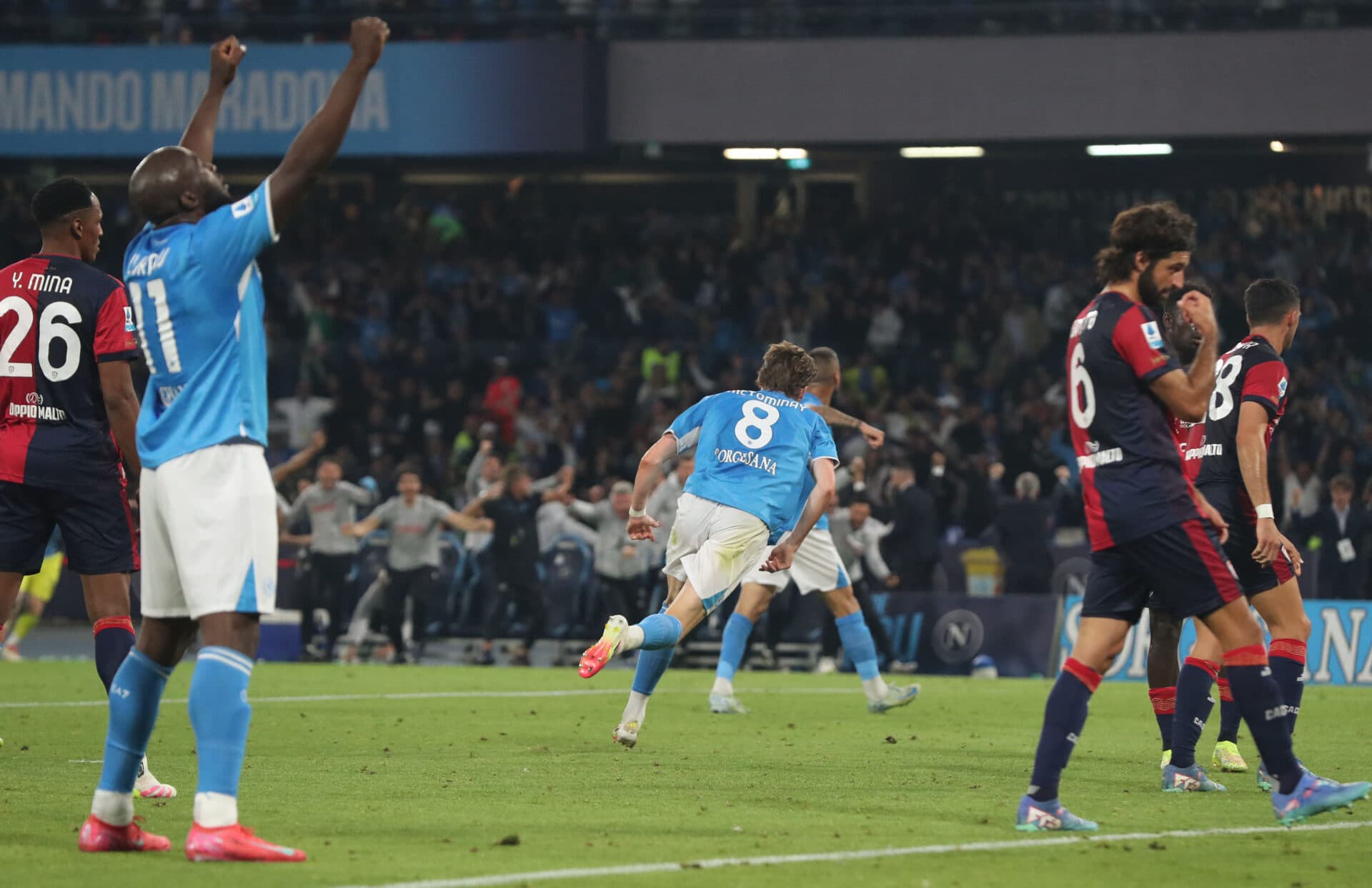 Napoli vence o Cagliari e conquista o Italiano pela 4ª vez