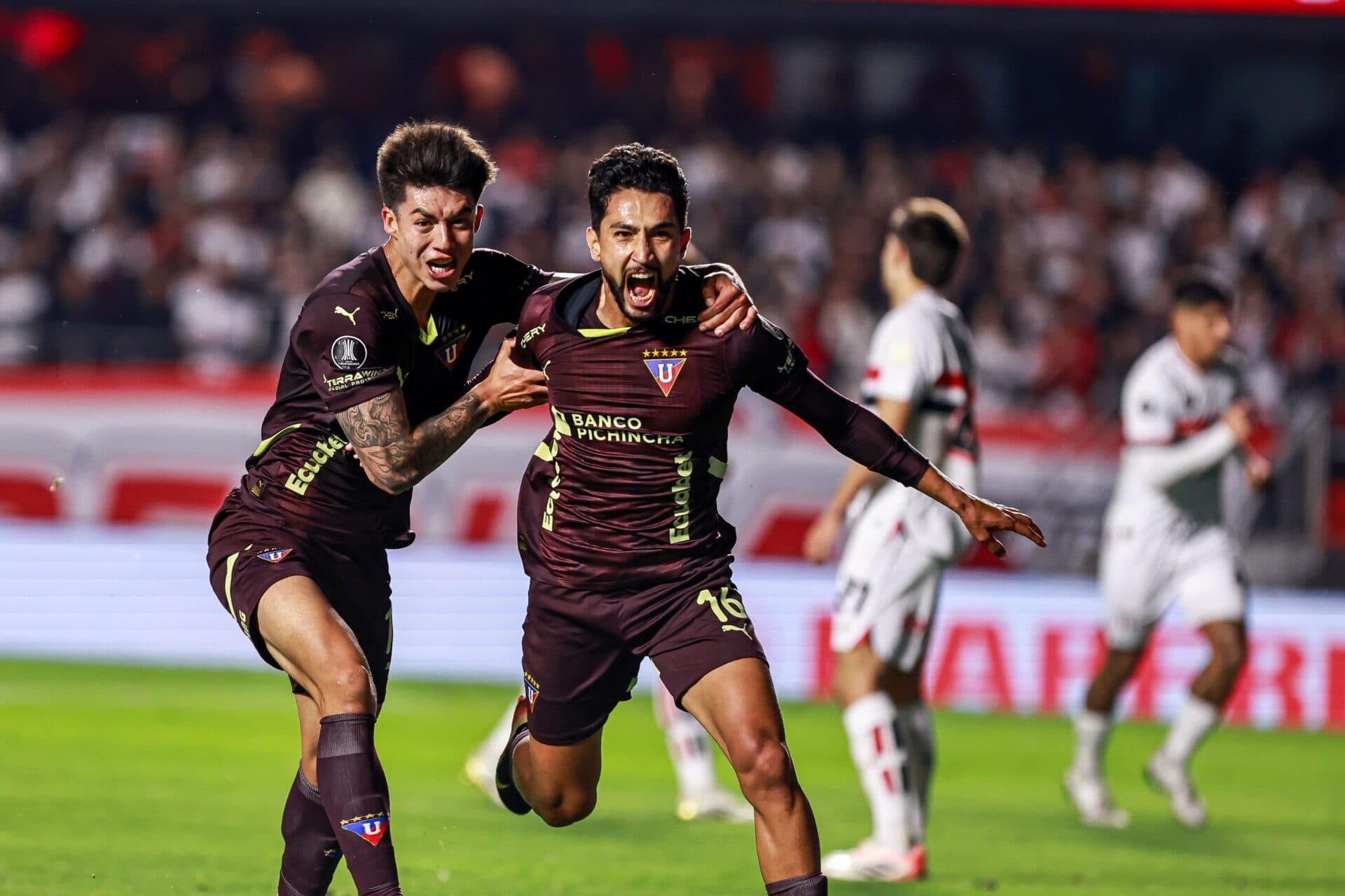 São Paulo joga mal e é eliminado pela LDU na Libertadores