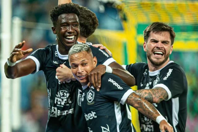 Série B tem disputa acirrada por acesso à elite; entenda as chances