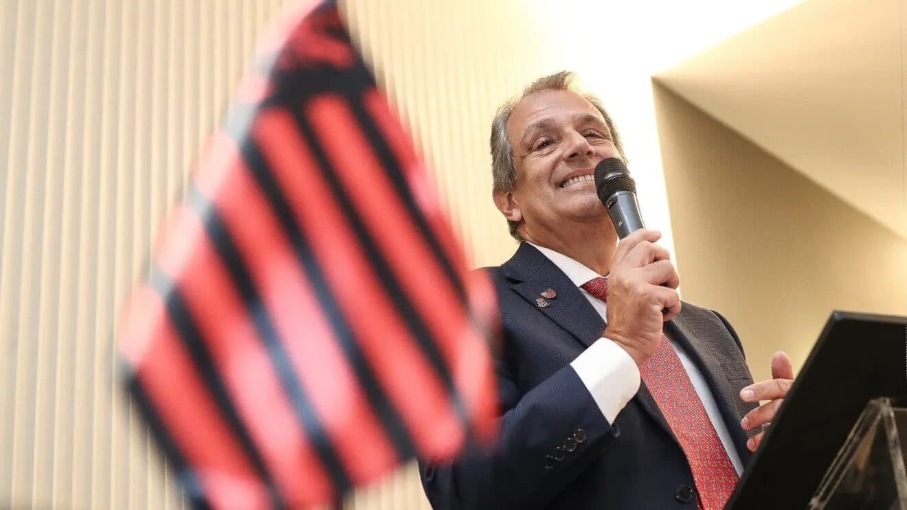 Advogado da Libra rebate Bap após ser chamado de palmeirense