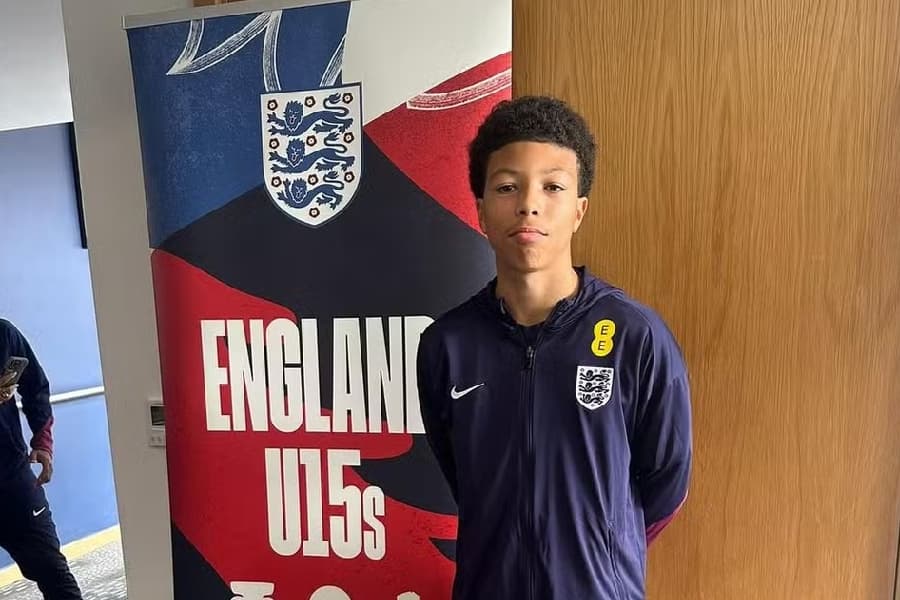 Filho de Thiago Silva é convocado para o sub-15 da Inglaterra