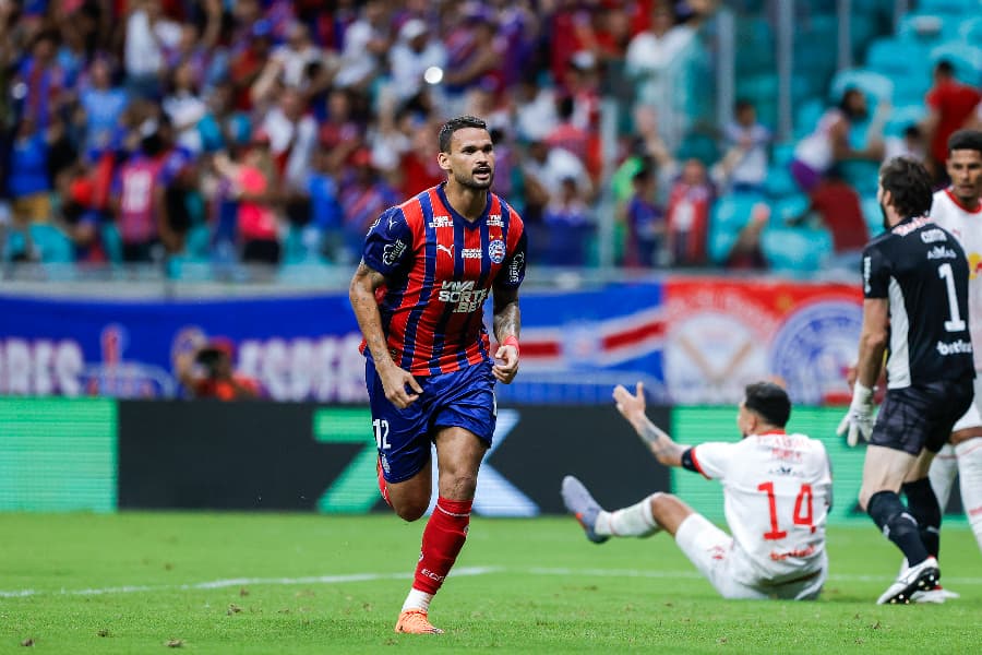 Willian José faz dois gols e Bahia vira sobre Red Bull Bragantino